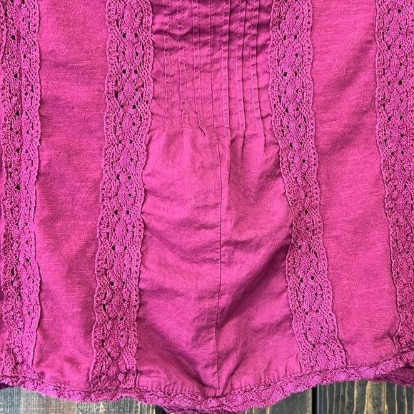 Anthropologie Meadow Rue Lace Boho Top XS Purple Ruffle Pleated Girly Office - Picture 3 of 8